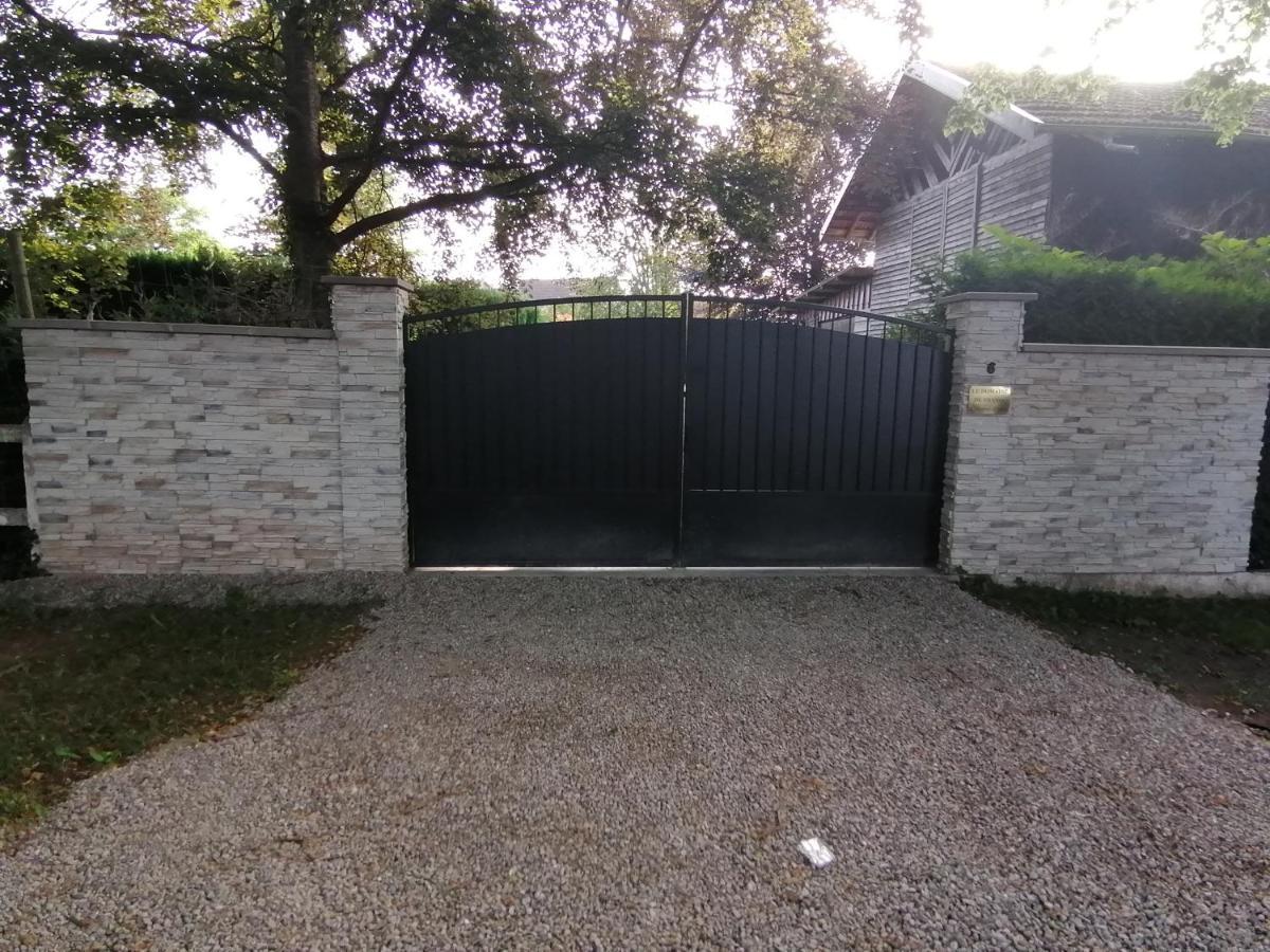 Le Domaine De Shania *