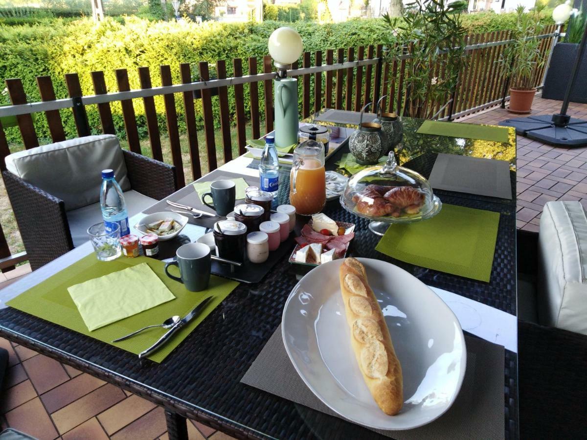 Le Domaine De Shania Country house